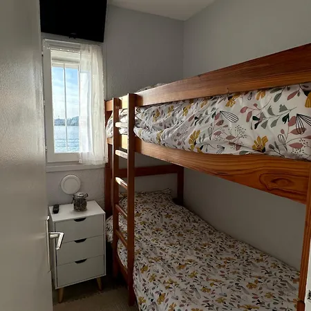 - Les Pieds Dans L'eau Agreable En Toutes Saisons 4 Couchages - Climatisation - Parking Prive - Piscine Sur - Vue Magnifique Et Rare - Situation Optimum - Les Argonautes - Ile Des Pecheurs - Cap D'agde * 阿格德