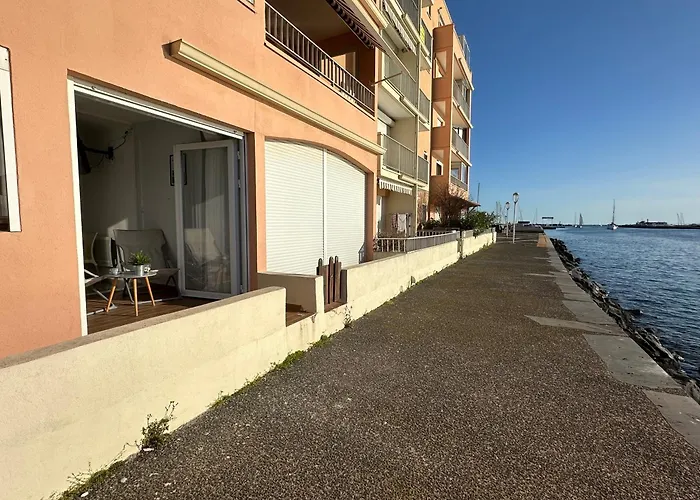 - Les Pieds Dans L'eau Agreable En Toutes Saisons 4 Couchages - Climatisation - Parking Prive - Piscine Sur - Vue Magnifique Et Rare - Situation Optimum - Les Argonautes - Ile Des Pecheurs - Cap D'agde アグド