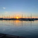 - Les Pieds Dans L'eau En Toutes Saisons 4 Couchages - Climatisation - Parking Privé - Piscine Sur - Vue Magnifique Et Rare - Situation Optimum - Les Argonautes - Ile Des Pêcheurs - Cap D'agde *