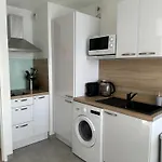- Les Pieds Dans L'eau En Toutes Saisons 4 Couchages - Climatisation - Parking Privé - Piscine Sur - Vue Magnifique Et Rare - Situation Optimum - Les Argonautes - Ile Des Pêcheurs - Cap D'agde * Agde