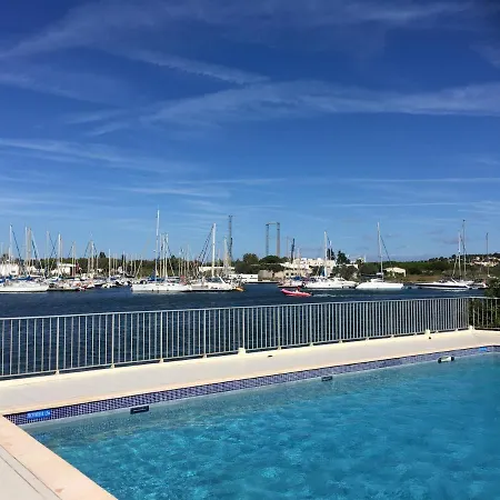 - Les Pieds Dans L'eau Agreable En Toutes Saisons 4 Couchages - Climatisation - Parking Prive - Piscine Sur - Vue Magnifique Et Rare - Situation Optimum - Les Argonautes - Ile Des Pecheurs - Cap D'agde Apartman Agde