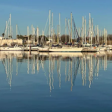 - Les Pieds Dans L'eau Agreable En Toutes Saisons 4 Couchages - Climatisation - Parking Prive - Piscine Sur - Vue Magnifique Et Rare - Situation Optimum - Les Argonautes - Ile Des Pecheurs - Cap D'agde Agde