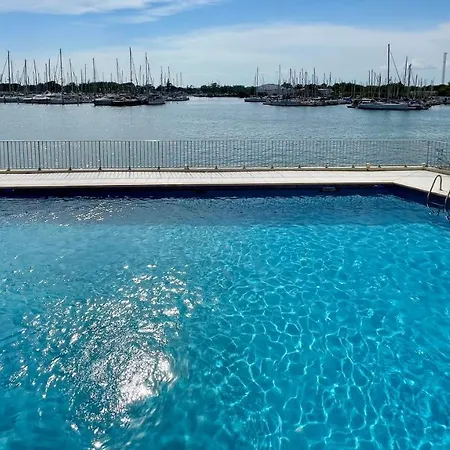 - Les Pieds Dans L'eau En Toutes Saisons 4 Couchages - Climatisation - Parking Privé - Piscine Sur - Vue Magnifique Et Rare - Situation Optimum - Les Argonautes - Ile Des Pêcheurs - Cap D'agde