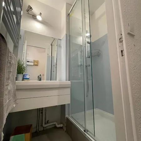 - Les Pieds Dans L'eau En Toutes Saisons 4 Couchages - Climatisation - Parking Privé - Piscine Sur - Vue Magnifique Et Rare - Situation Optimum - Les Argonautes - Ile Des Pêcheurs - Cap D'agde Appartamento *