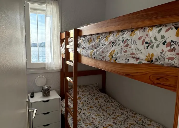 - Les Pieds Dans L'eau En Toutes Saisons 4 Couchages - Climatisation - Parking Privé - Piscine Sur - Vue Magnifique Et Rare - Situation Optimum - Les Argonautes - Ile Des Pêcheurs - Cap D'agde * Agde