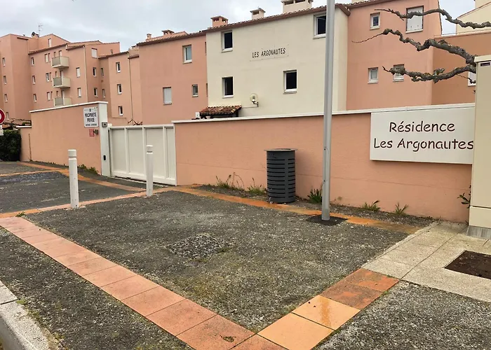 Appartamento - Les Pieds Dans L'eau En Toutes Saisons 4 Couchages - Climatisation - Parking Privé - Piscine Sur - Vue Magnifique Et Rare - Situation Optimum - Les Argonautes - Ile Des Pêcheurs - Cap D'agde *