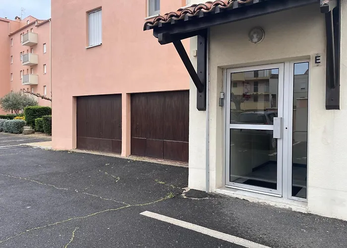 - Les Pieds Dans L'eau En Toutes Saisons 4 Couchages - Climatisation - Parking Privé - Piscine Sur - Vue Magnifique Et Rare - Situation Optimum - Les Argonautes - Ile Des Pêcheurs - Cap D'agde *